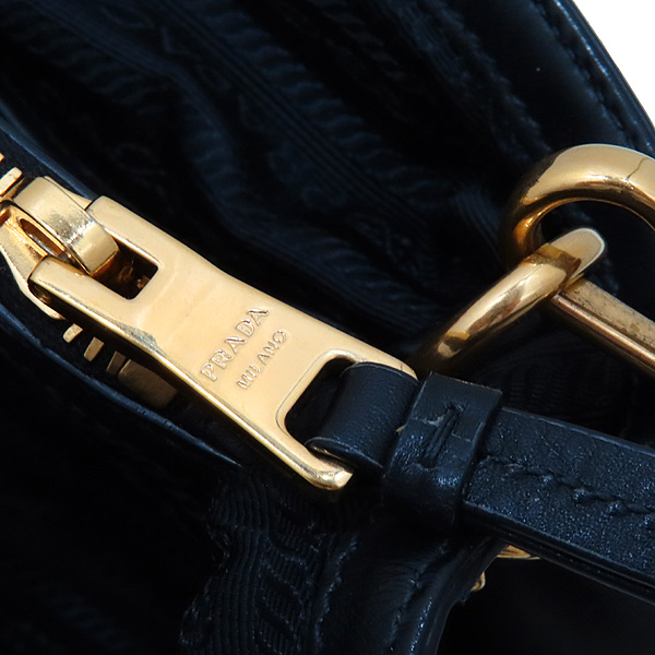 Prada(�����) 1BA173 ���� �÷� TESSUTO + SOFT CALF NERO �׼��� ���� �ΰ� ��� ��Ʈ�� + ��� ��Ʈ�� [��õ��] �̹���5 - ���̺��� �߰���ǰ