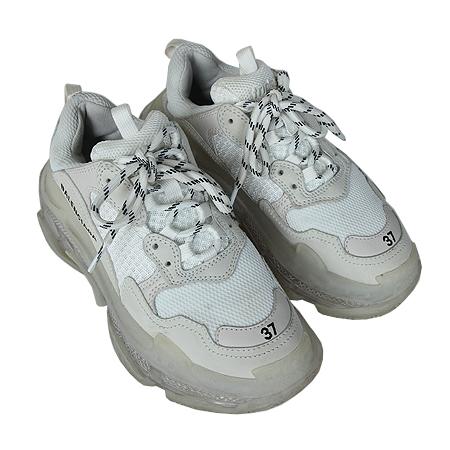 �߷��þư� Ʈ���� S ���� ����Ŀ�� 