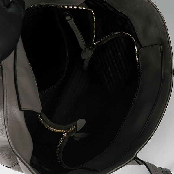 Prada(�����) 1BG275 GLACE CALF (�׷��̽� ī��) �׷��� �÷� ���� �ΰ� ���� ����� [��������] �̹���4 - ���̺��� �߰���ǰ