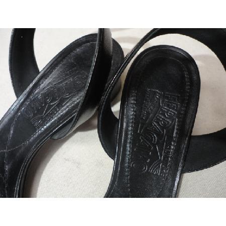 Ferragamo(��󰡸�) ���� ���� ��� �ΰ� ������ ����[û�ֱ�õ������] �̹���3 - ���̺��� �߰���ǰ