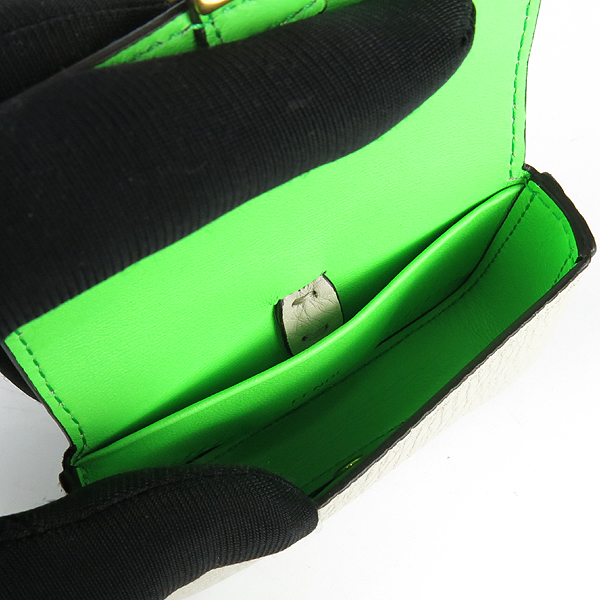 Fendi(���) 7AR763 FF���� �ΰ� ��� ���� ���� �ٰ�Ʈ ī�������� ���� [��������] �̹���5 - ���̺��� �߰���ǰ