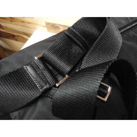 Prada(�����) BT1738 VELA NERO ���� �к긯 ����ΰ� �� ���� �޽��� ũ�ν���[û�ֱ�õ������] �̹���5 - ���̺��� �߰���ǰ