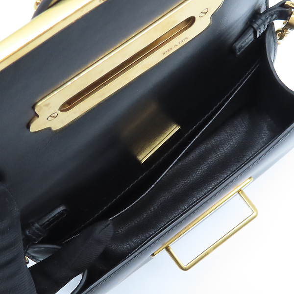 Prada(�����) 1BH018 CITY CALF + SAFFI NERO �����÷� ���� ���ǾƳ� ȥ�� ����Ż ������ �÷� ü�� ũ�ν��� [�����] �̹���6 - ���̺��� �߰���ǰ