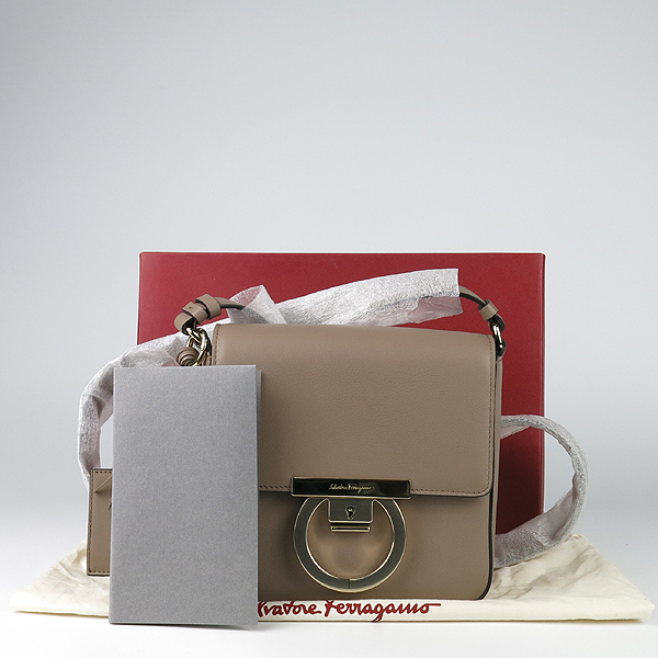 ��󰡸� �� �÷� ũ�ν���