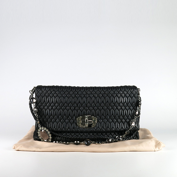 �̿�̿� ��Ƽ�� ���� ũ����Ż Ŭ��ġ �� �����