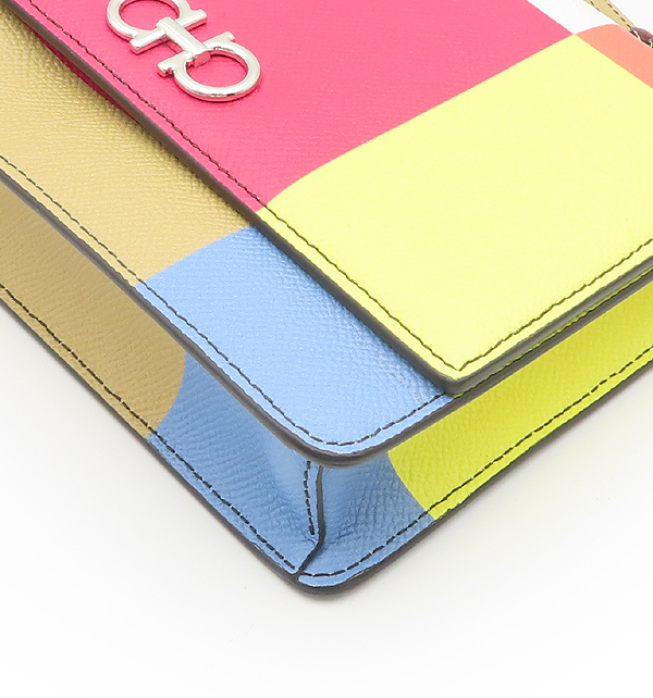 Ferragamo(��󰡸�) 22 D866 �ظӵ� ī����Ų ��Ƽ �÷� ��ġ�� �̴� ��Ʈ�� + �����Ʈ�� [�д�������] �̹���4 - ���̺��� �߰���ǰ