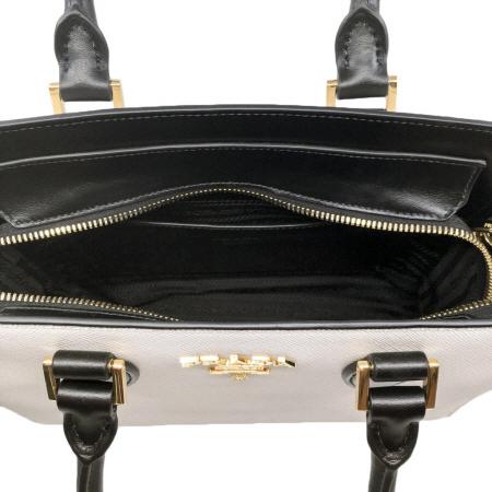 Prada(�����) 1BA113 ȭ��Ʈ ���ǾƳ� ���� ī������ Ʈ���� ���� �ΰ� ���� ��Ʈ�� + �����Ʈ�� [������û��] �̹���5 - ���̺��� �߰���ǰ