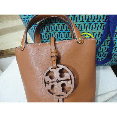 ���ñ�)TORY BURCH(�丮��ġ) SERIF ī�� ���� �ΰ� ��Ŷ ��Ʈ��+��Ʈ�� 2way[û�ֱ�õ������] �̹���3 - ���̺��� �߰���ǰ