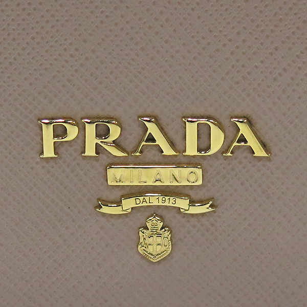 Prada(�����) 1DH029 SAFFIANO METAL NERO CIPRIA �÷� ���ǾƳ� ���� �ΰ� �̴� ü�� ����� �� Ŭ��ġ [�λ꼾�Һ���] �̹���5 - ���̺��� �߰���ǰ