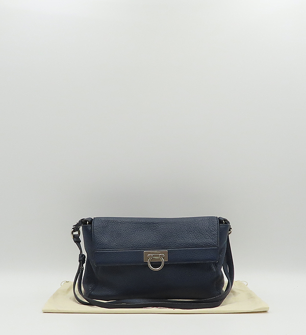 ��󰡸� ��ġ�� ����� 