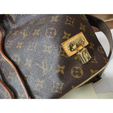  Louis Vuitton(���̺���) M40372 ���׷� ĵ���� �׿� ��� �� ũ�ν��� [û�ֱ�õ������] �̹���3 - ���̺��� �߰���ǰ