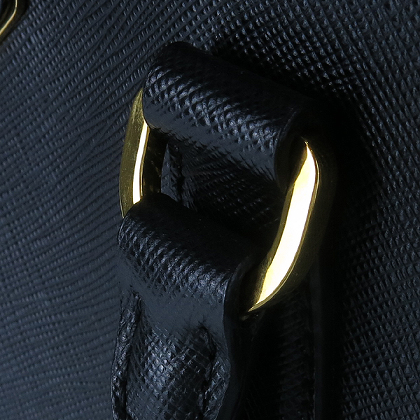 Prada(�����) BN2274 SAFFIANO LUX NERO ���� ���ǾƳ� ���� ���� �ﰢ �ΰ� ��Ʈ�� + �����Ʈ�� 2WAY [��������] �̹���6 - ���̺��� �߰���ǰ