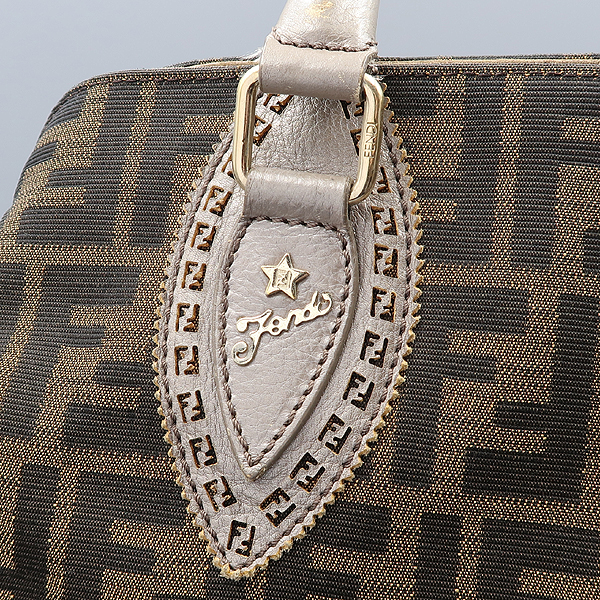 Fendi(���) 8BN158 FF�ΰ� �ڰ��� ��Ÿ ���͵� ��� �� ����� [����������] �̹���3 - ���̺��� �߰���ǰ