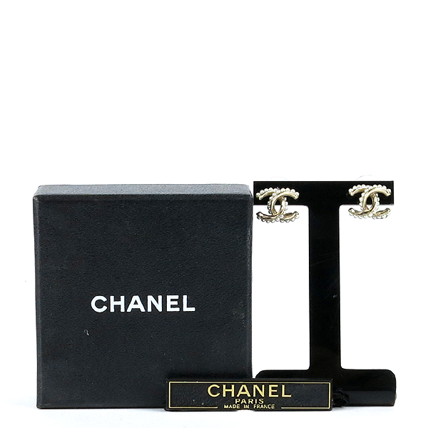 ����  �Ͱ���