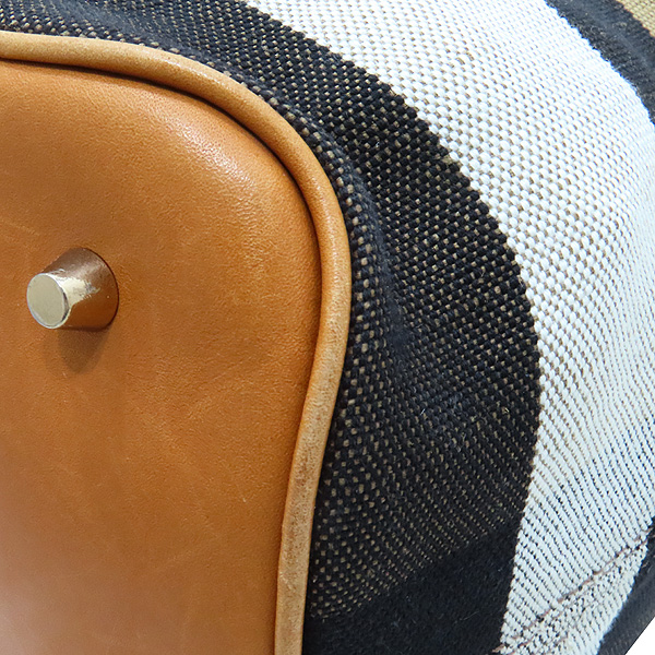 Burberry(������) 3982937 �ֽ��� üũ �к긯 ���� ���� Ʈ���� ��Ʈ�� + �����Ʈ�� 2WAY + ���� �Ŀ�ġ [��õ��] �̹���6 - ���̺��� �߰���ǰ