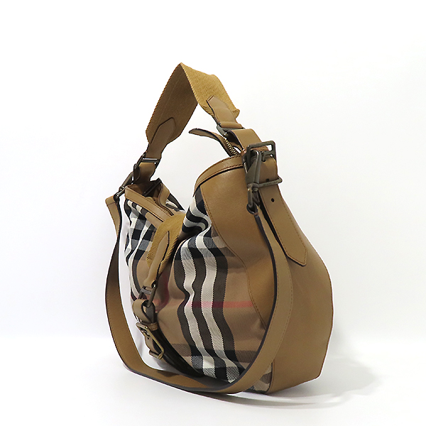 Burberry(������) 3763775 �к긯 �Ͽ콺üũ ���� ���� Ʈ���� ȣ�� ��Ʈ�� + ��� ��Ʈ�� 2WAY [�λ꼾�Һ���] �̹���3 - ���̺��� �߰���ǰ