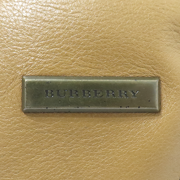 Burberry(������) 3763775 �к긯 �Ͽ콺üũ ���� ���� Ʈ���� ȣ�� ��Ʈ�� + ��� ��Ʈ�� 2WAY [�λ꼾�Һ���] �̹���4 - ���̺��� �߰���ǰ