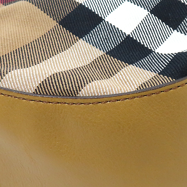 Burberry(������) 3763775 �к긯 �Ͽ콺üũ ���� ���� Ʈ���� ȣ�� ��Ʈ�� + ��� ��Ʈ�� 2WAY [�λ꼾�Һ���] �̹���6 - ���̺��� �߰���ǰ