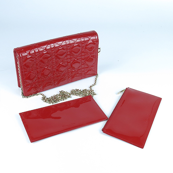 Dior(ũ����î���) S0204PVRB ���̵��� ü������ ���̴�Ʈ ��� Ŭ��ġ �� ü�� ũ�ν��� + �Ŀ�ġ [��������] �̹���3 - ���̺��� �߰���ǰ