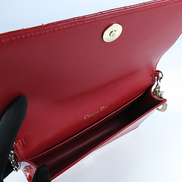 Dior(ũ����î���) S0204PVRB ���̵��� ü������ ���̴�Ʈ ��� Ŭ��ġ �� ü�� ũ�ν��� + �Ŀ�ġ [��������] �̹���5 - ���̺��� �߰���ǰ