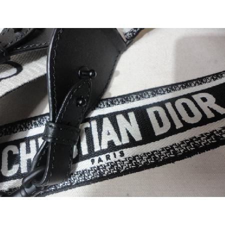 ���ñ�)Dior(ũ����î���) ����  �ֽŻ� ��� �ڼ� �ΰ� ��Ʈ�� [û�ֱ�õ������] �̹���5 - ���̺��� �߰���ǰ