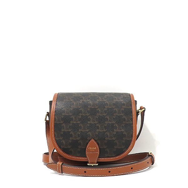 ������ Ʈ������ ���� �̵� ũ�ν��� 