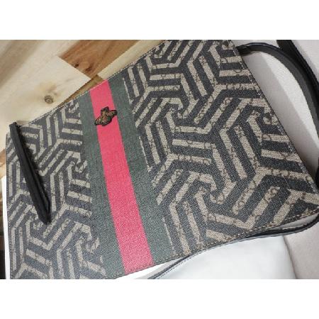 Gucci(����) 429004 ������ GG�ΰ� PVC Į���̵� �ܹ� �ΰ���� Ŭ��ġ�� 2WAY [û�ֱ�õ������] �̹���2 - ���̺��� �߰���ǰ