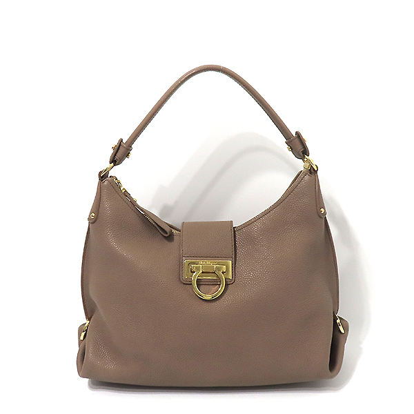 Ferragamo(��󰡸�) 21 E654 ����  ���� ���� ��ġ�� �ΰ� ��� �Ĵϻ� ȣ�� ����� [�λ꼭��Ե���] �̹���2 - ���̺��� �߰���ǰ