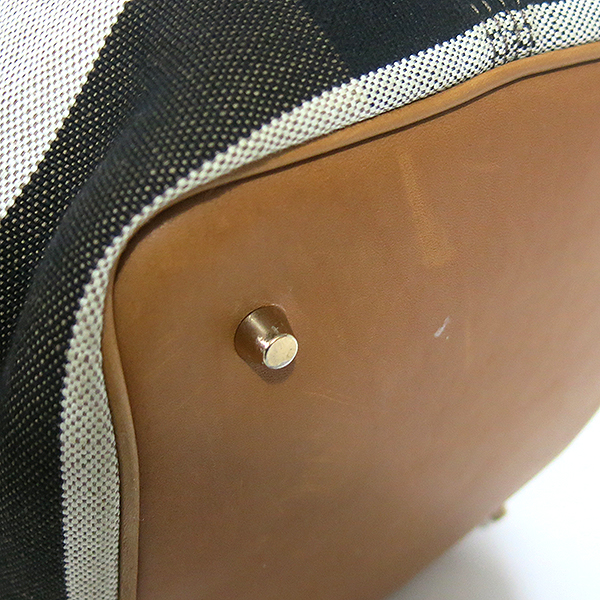 Burberry(������) 39457421 �Ͽ콺 üũ �к긯 SUSANNA ���ܳ� ȣ�� ��Ʈ�� �����Ʈ�� 2WAY + ���� �Ŀ�ġ [�뱸��������] �̹���6 - ���̺��� �߰���ǰ