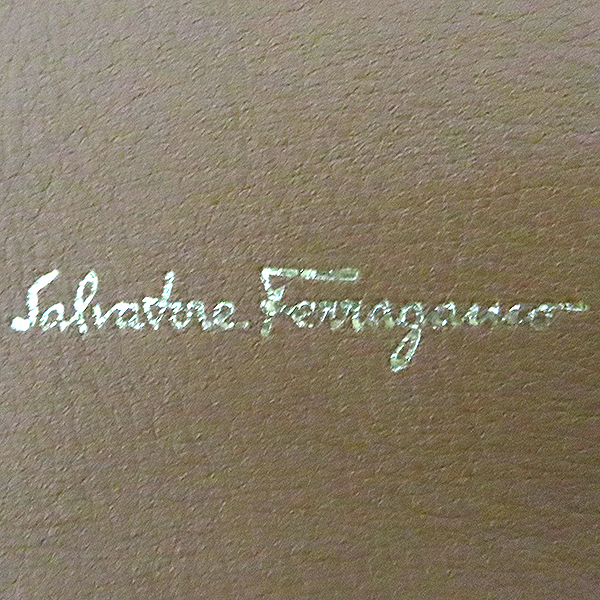 Ferragamo(��󰡸�) 21 F027 ���� ���� �ΰ� ü�� ����� [��������] �̹���6 - ���̺��� �߰���ǰ