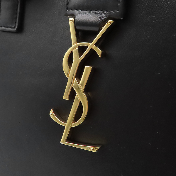 YSL(�Ի��ζ�) 472469 ���� ���� ī�ٽ� ���� �ΰ� ��Ʈ�� + �����Ʈ�� 2WAY [�����] �̹���4 - ���̺��� �߰���ǰ