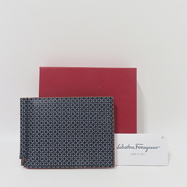 ��󰡸� ��ġ�� �Ӵ�Ŭ��