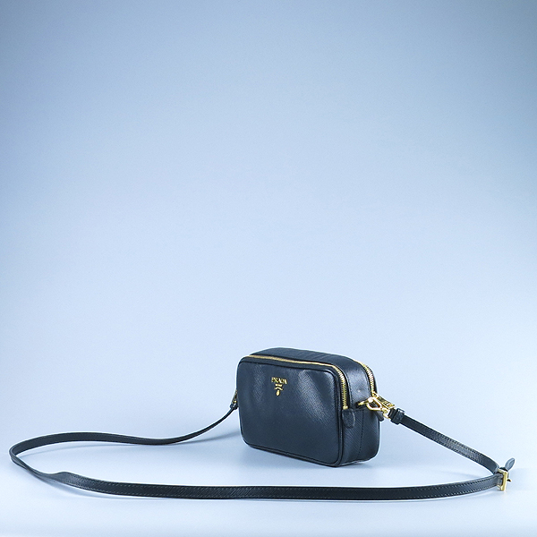 Prada(�����) 1NF002 ���� �ΰ� ��� SAFFIANO(���ǾƳ�) ��Ʈ�� �̴� ũ�ν��� [��������] �̹���2 - ���̺��� �߰���ǰ