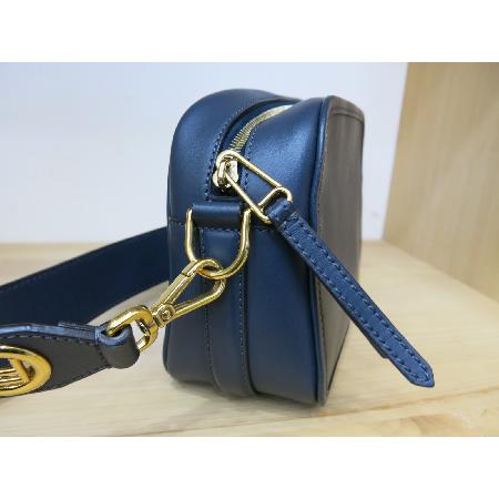 Fendi(���)ī�޶� �Ŀ�ġ ũ�ν��� �̹���4 - ���̺��� �߰���ǰ