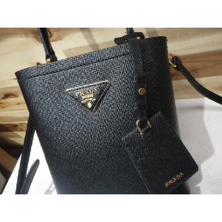 Prada(�����) �ֽ��� 1BA217 ���ǾƳ� ���� ����ΰ� ��Ŷ ���� ��Ʈ�� + �����Ʈ�� 2WAY[û�ֱ�õ������] �̹���2 - ���̺��� �߰���ǰ