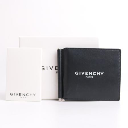 �����  ������