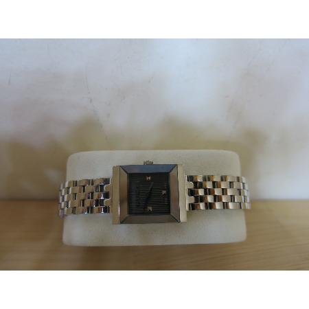 ����  �����ð�