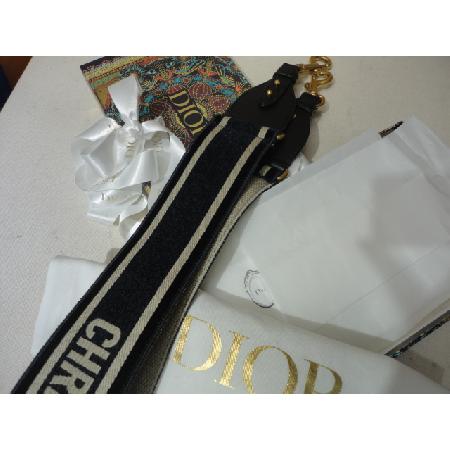 ���ñ�)Dior(ũ����î���) ���̺� ���� �ֽŻ� ��� �ڼ� �ΰ� ��Ʈ�� [û�ֱ�õ������] �̹���4 - ���̺��� �߰���ǰ