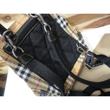 ��ȭ�� ����)Burberry(������) 8006725 üũ �÷� �к긯 ���Ϸ� ������ ���� ���� [û�ֱ�õ������] �̹���5 - ���̺��� �߰���ǰ
