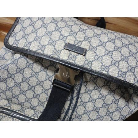 Gucci(����) 246898 GG�ΰ� PVC ���̺񷹴� Ʈ���� ȥ�� PVC �ΰ� ���� [û�ֱ�õ������] �̹���2 - ���̺��� �߰���ǰ