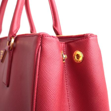Prada(�����) BN1786 ���ǾƳ� ���� ���� �ﰢ ����ΰ� ��Ʈ�� [����ż�����] W �̹���2 - ���̺��� �߰���ǰ