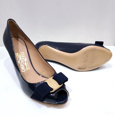 Ferragamo(��󰡸�) ���̺� ���̴�Ʈ ���� ���� �ٶ� ��� ������ ������ ������ ���� �̹���3 - ���̺��� �߰���ǰ