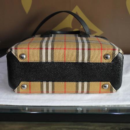 Burberry(������) 4076950 ��Ƽ�� �Ͽ콺 üũ BANNER (���) ���� ��Ʈ�� + �����Ʈ�� 2WAY �̹���3 - ���̺��� �߰���ǰ