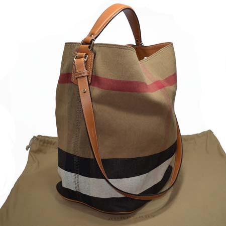 Burberry(������) 3945742 SUSANNA ���ܳ� �Ͽ콺üũ �к긯 ����� Ʈ���� ����� + �����Ŀ�ġ + �����Ʈ�� �̹���2 - ���̺��� �߰���ǰ