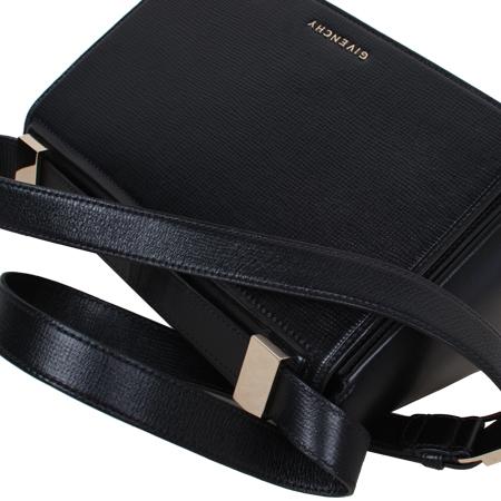 GIVENCHY(�����) ���� ���� �ǵ��� �ڽ� �̵� ũ�ν��� [�뱸 �����������] �̹���4 - ���̺��� �߰���ǰ