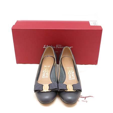 ��󰡸� ���� �ٶ� �׷��� ������ ����