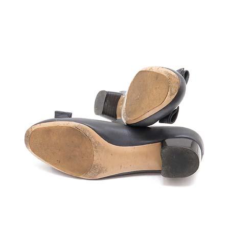 Ferragamo(��󰡸�) ���� �ٶ� �׷��� ������ ���� (W) �̹���3 - ���̺��� �߰���ǰ