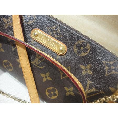 Louis Vuitton(���̺���) M95567 ���׷� ĵ���� ����Ŭ��ġ 2WAY [û�ֱ�õ������] �̹���3 - ���̺��� �߰���ǰ