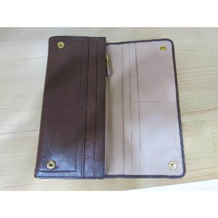 Prada(�����) ���� ������ �̹���3 - ���̺��� �߰���ǰ