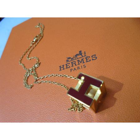 Hermes(�����޽�) ���� H�ΰ� ���� ť�� �����[û�ֱ�õ������] �̹���2 - ���̺��� �߰���ǰ